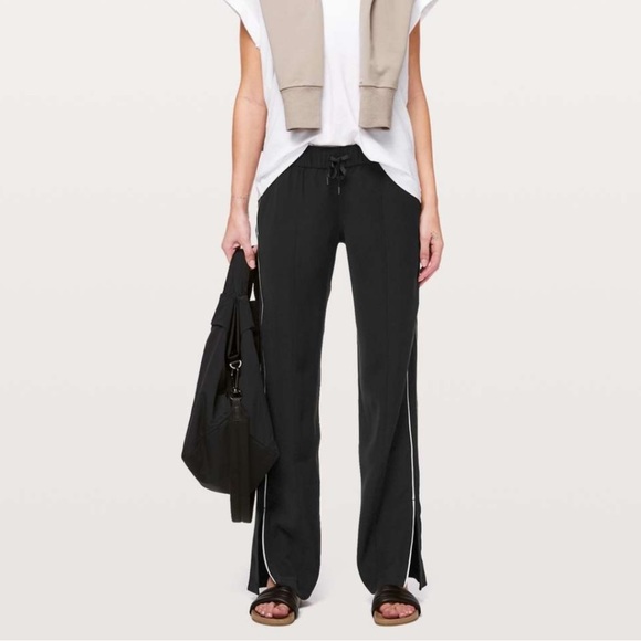 LULULEMON On the Right Track Pant - Picture 3 of 10